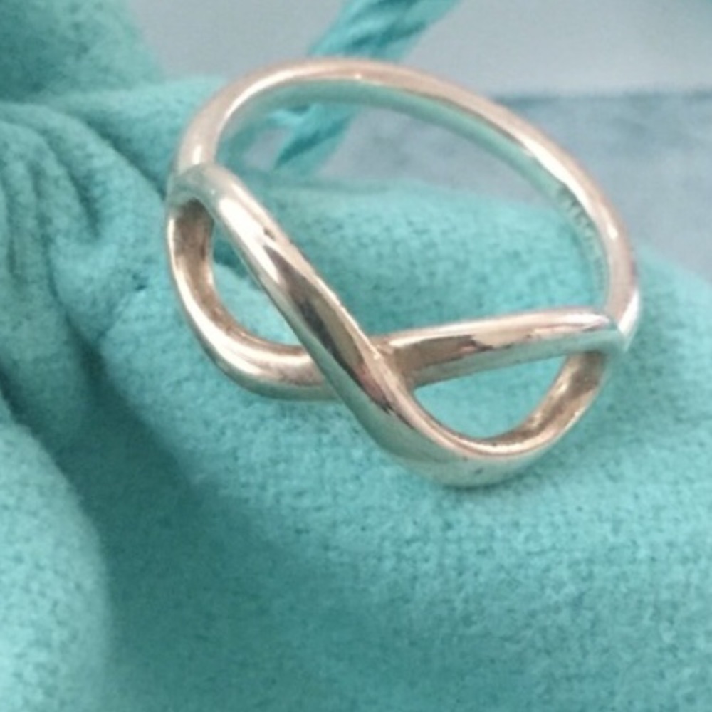 Tiffany & Co. Eternity silver ring